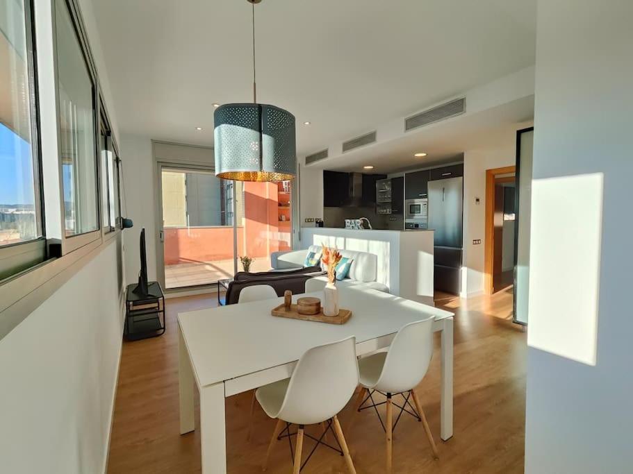 Large Terrace Luxury Apartment Sant Adrià de Besòs Extérieur photo