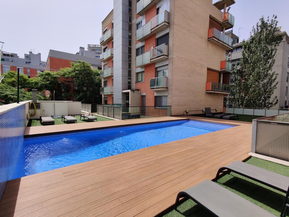 Large Terrace Luxury Apartment Sant Adrià de Besòs Extérieur photo