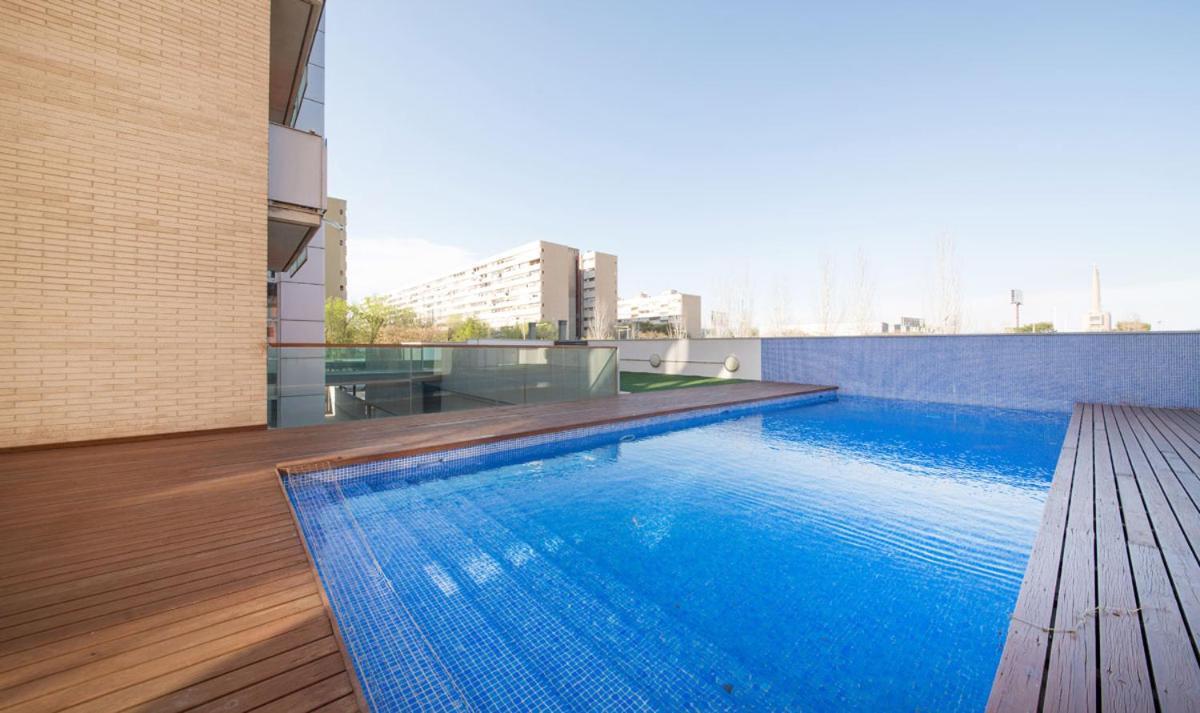 Large Terrace Luxury Apartment Sant Adrià de Besòs Extérieur photo